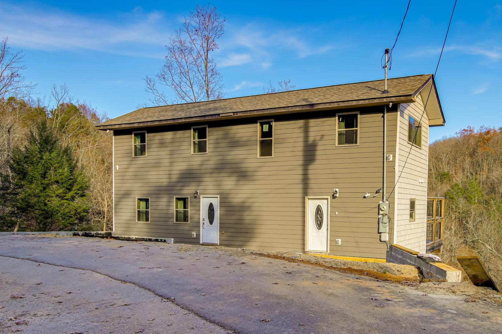 Gatlinburg Cabin With Game Room, Hot Tub And Mtn Views Exterior photo