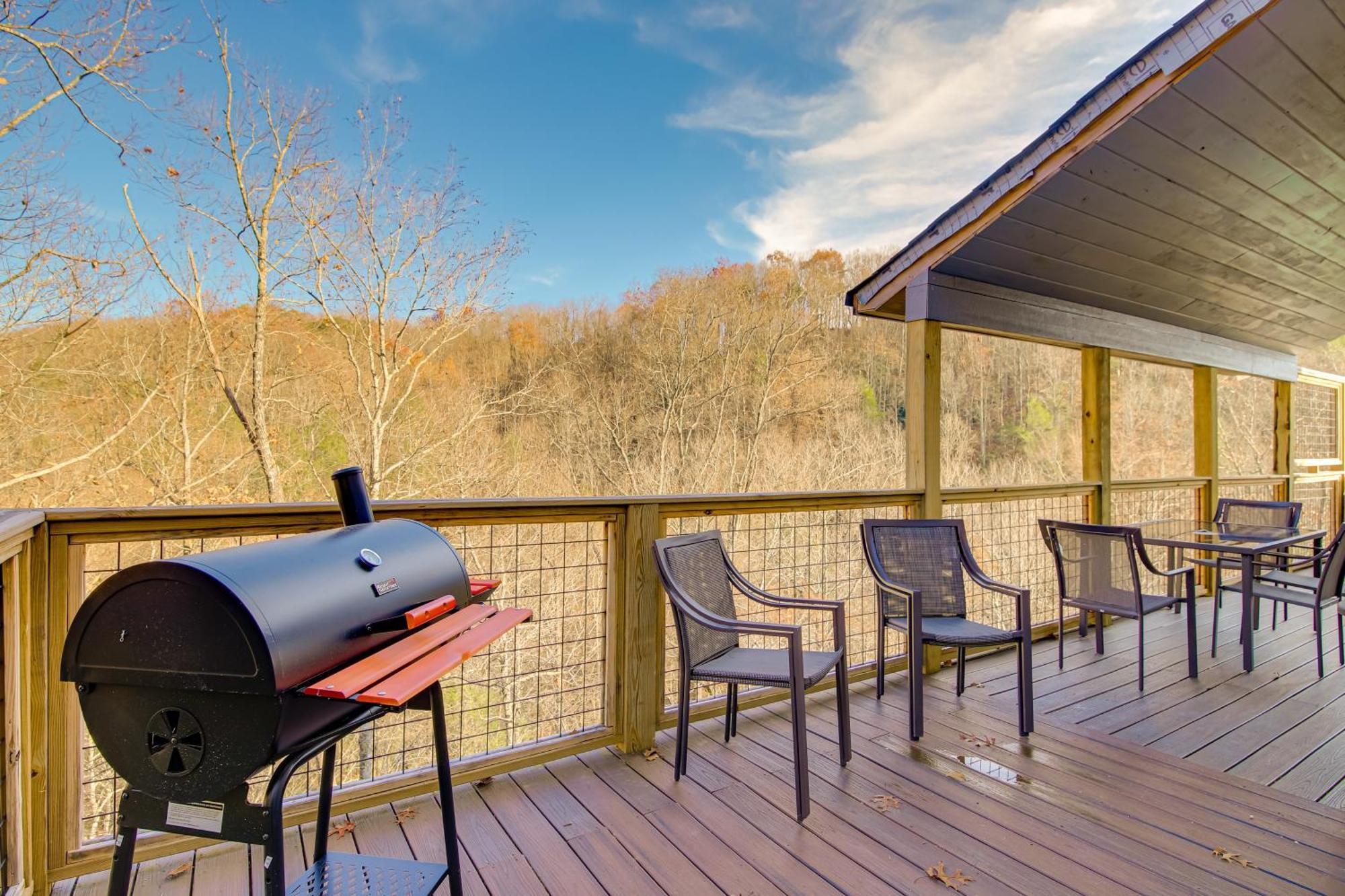 Gatlinburg Cabin With Game Room, Hot Tub And Mtn Views Exterior photo