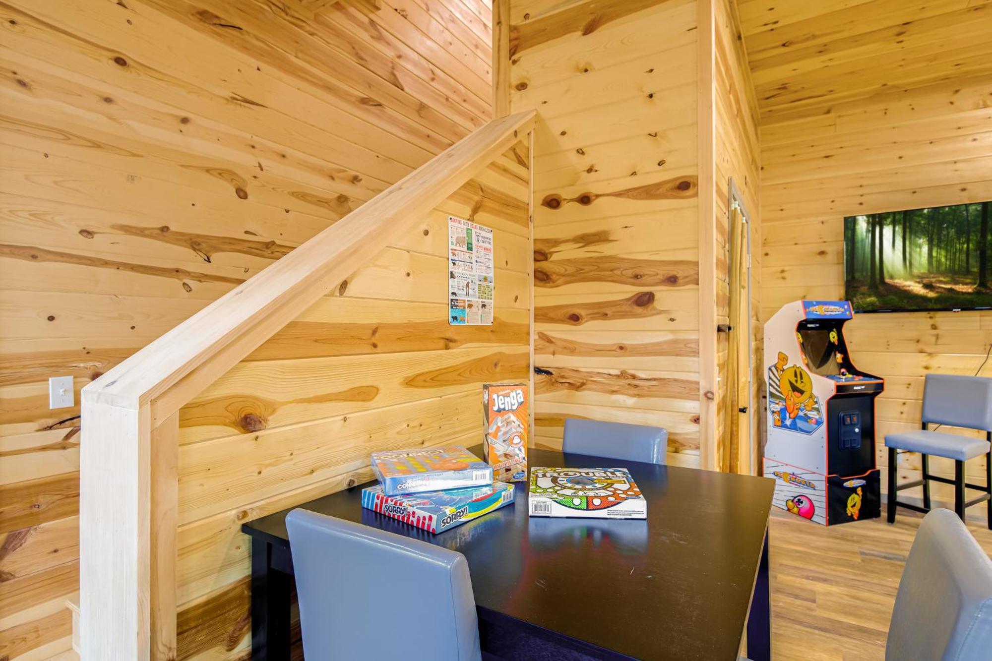 Gatlinburg Cabin With Game Room, Hot Tub And Mtn Views Exterior photo