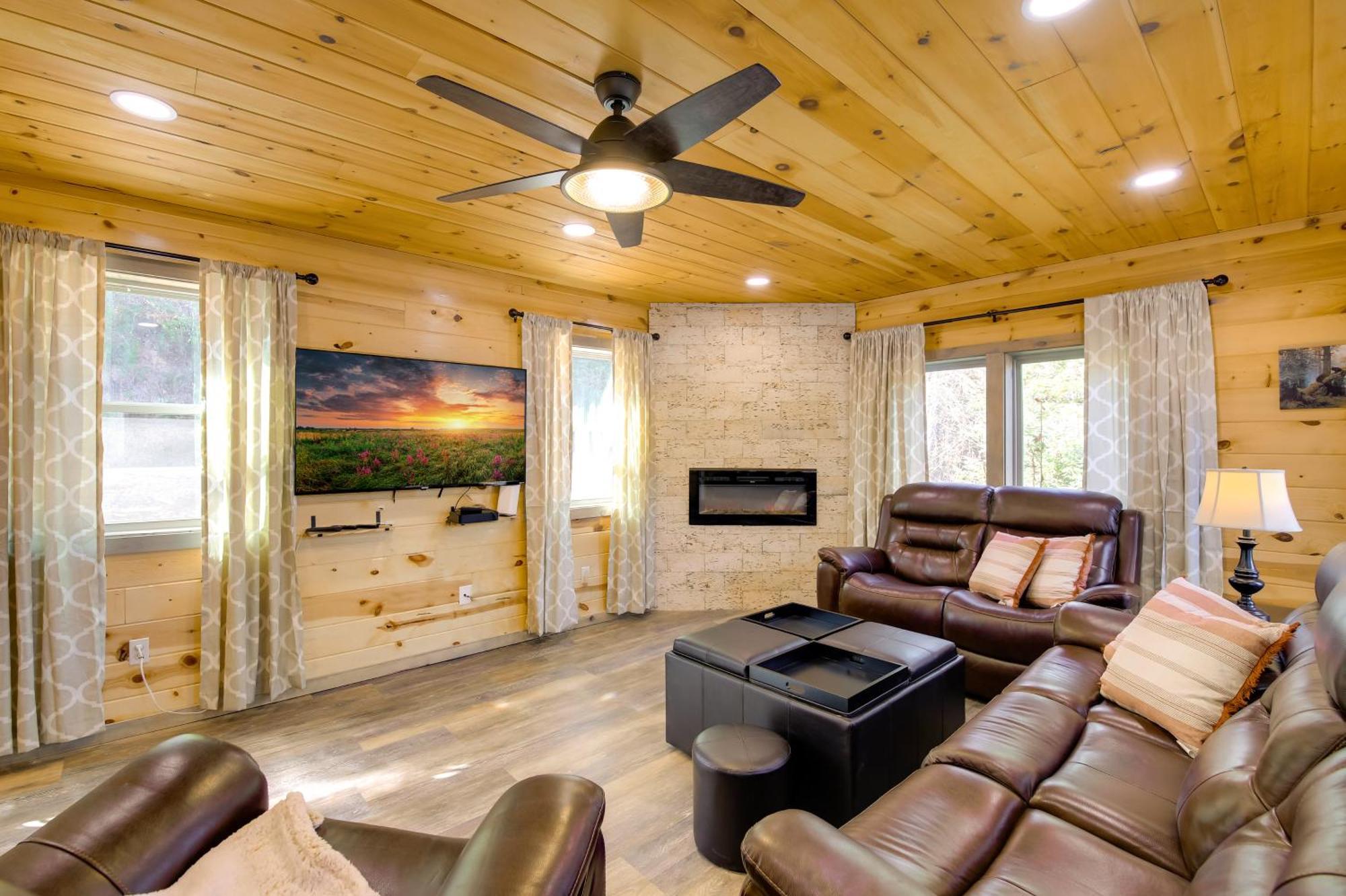 Gatlinburg Cabin With Game Room, Hot Tub And Mtn Views Exterior photo